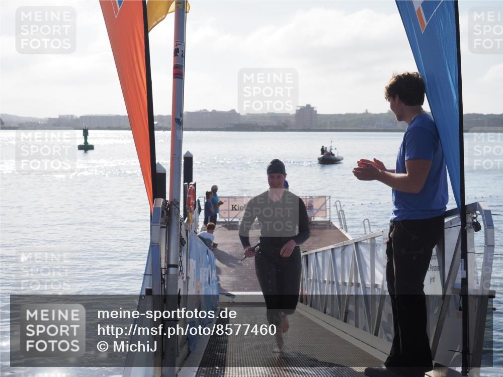 17.08.2025 - KN Förde Triathlon 2025 MichiJ http://msf.ph/oto/8577460 17.08.2025 09:13:52 Schwimmen 138, 151, 151 meine-sportfotos.de
