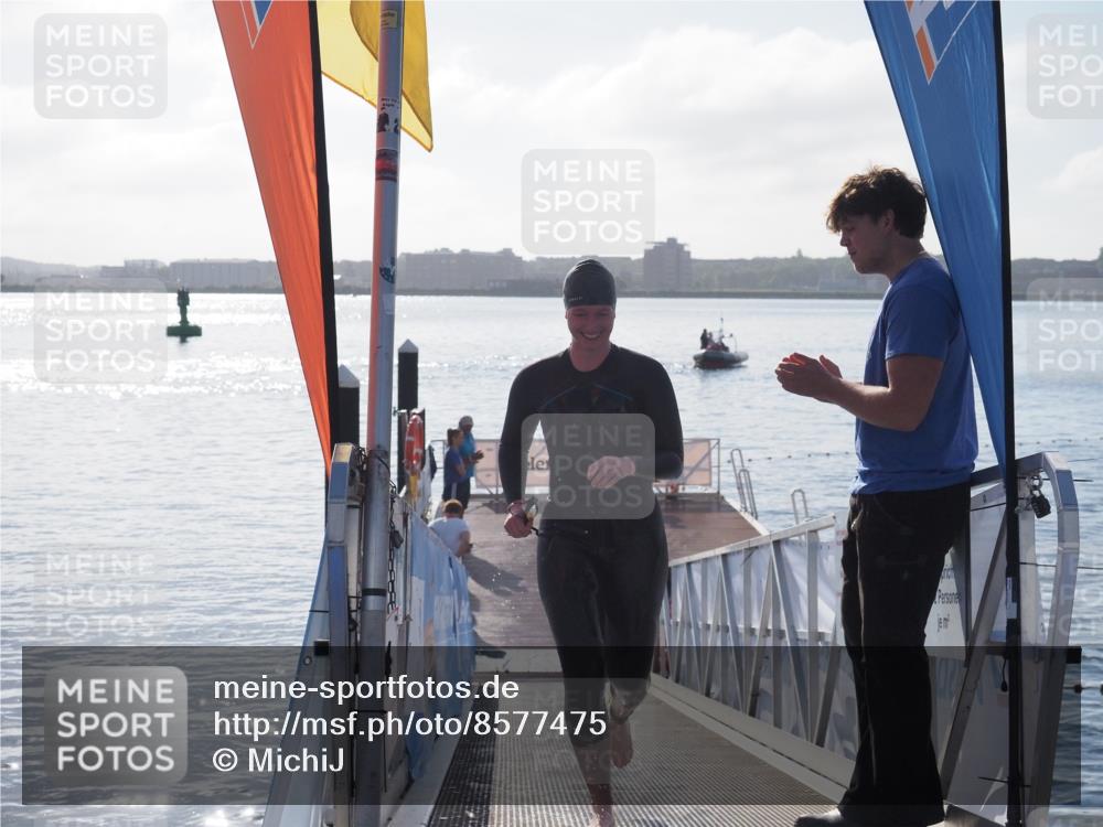 17.08.2025 - KN Förde Triathlon 2025 MichiJ http://msf.ph/oto/8577475 17.08.2025 09:13:52 Schwimmen 138, 151, 151 meine-sportfotos.de