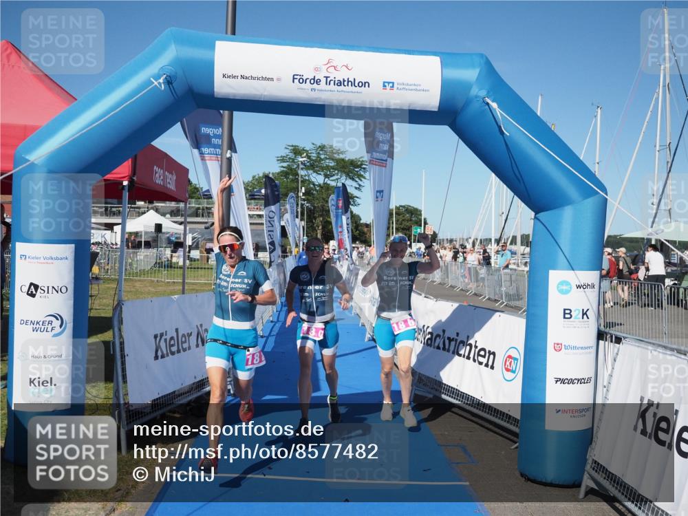 17.08.2025 - KN Förde Triathlon 2025 MichiJ http://msf.ph/oto/8577482 17.08.2025 16:11:22 Laufen 18, 22 meine-sportfotos.de