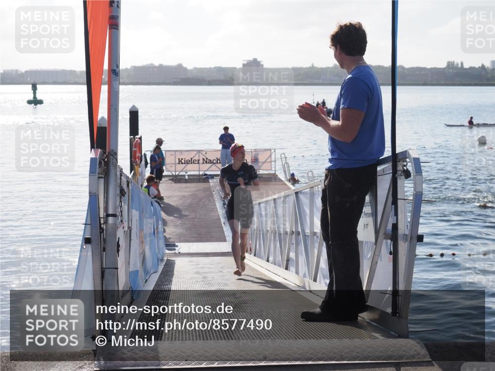 17.08.2025 - KN Förde Triathlon 2025 MichiJ http://msf.ph/oto/8577490 17.08.2025 09:14:37 Schwimmen 140, 128, 139, 140, 155 meine-sportfotos.de