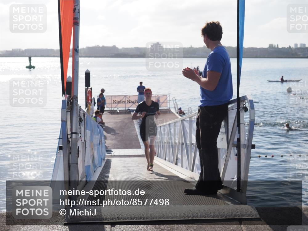 17.08.2025 - KN Förde Triathlon 2025 MichiJ http://msf.ph/oto/8577498 17.08.2025 09:14:37 Schwimmen 140, 128, 139, 140, 155 meine-sportfotos.de