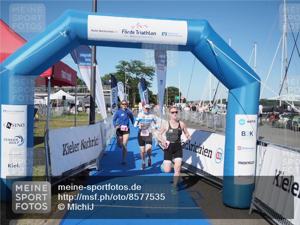 17.08.2025 - KN Förde Triathlon 2025 MichiJ http://msf.ph/oto/8577535 17.08.2025 16:11:26 Laufen 18, 22 meine-sportfotos.de