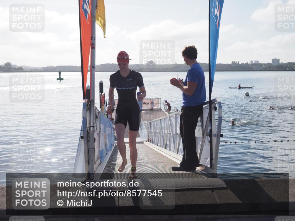 17.08.2025 - KN Förde Triathlon 2025 MichiJ http://msf.ph/oto/8577545 17.08.2025 09:14:39 Schwimmen 140, 128, 139, 140, 150, 155 meine-sportfotos.de