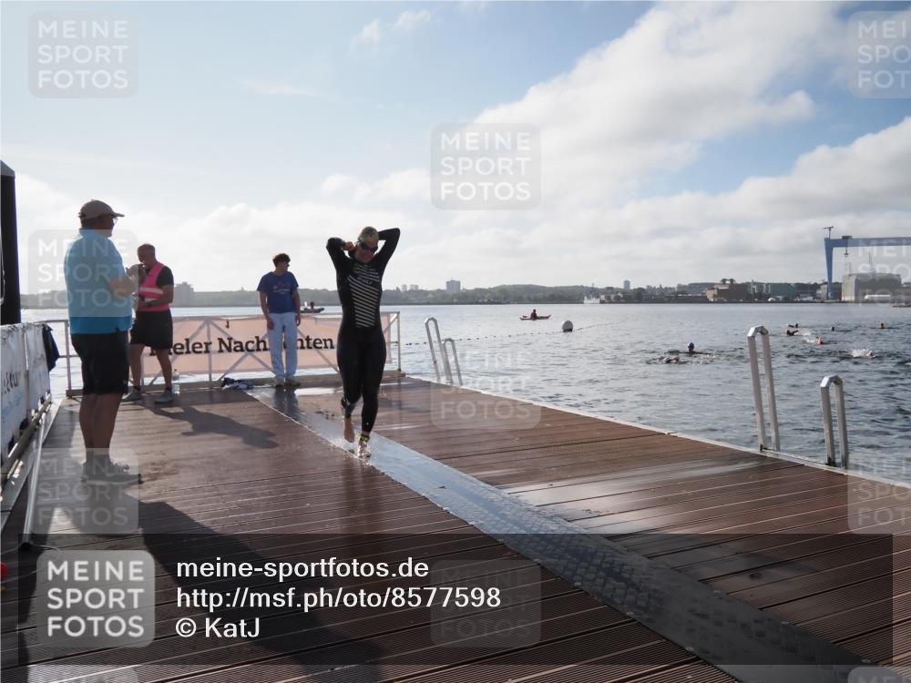 17.08.2025 - KN Förde Triathlon 2025 KatJ http://msf.ph/oto/8577598 17.08.2025 09:17:26 Schwimmen 177, 181, 169, 177, 181 meine-sportfotos.de