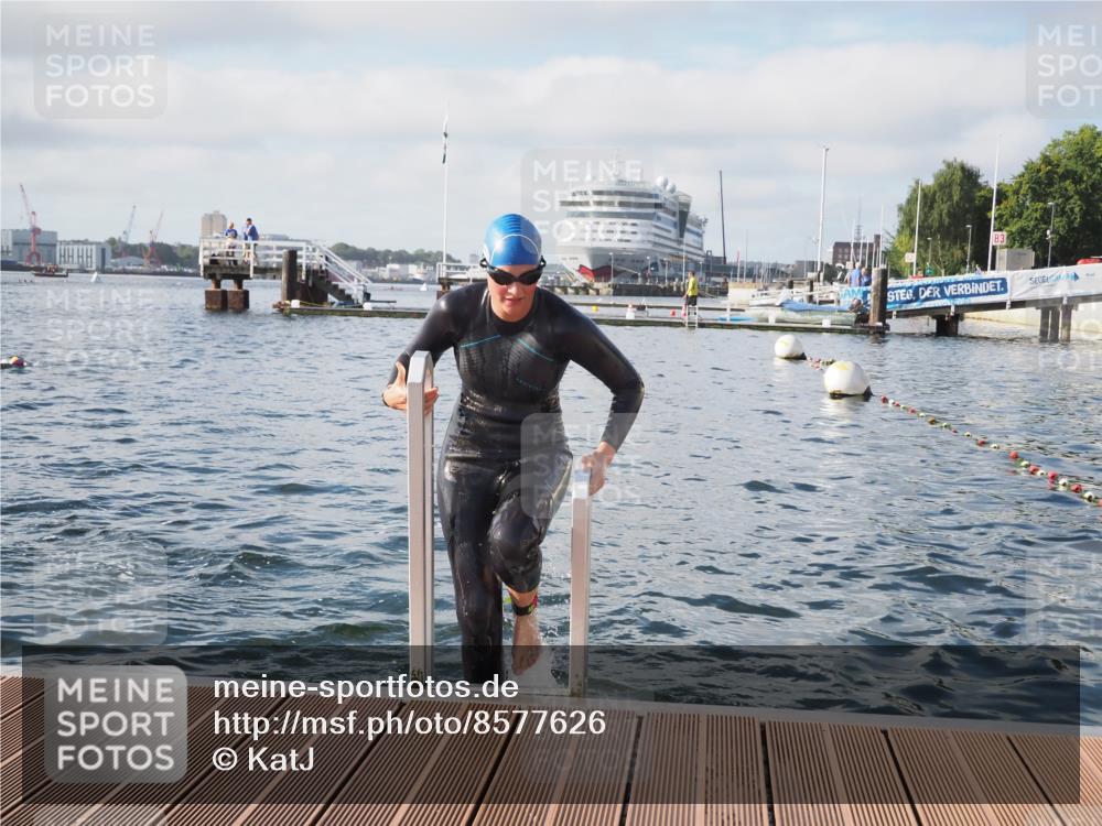 17.08.2025 - KN Förde Triathlon 2025 KatJ http://msf.ph/oto/8577626 17.08.2025 09:17:30 Schwimmen 177, 181, 177, 181 meine-sportfotos.de