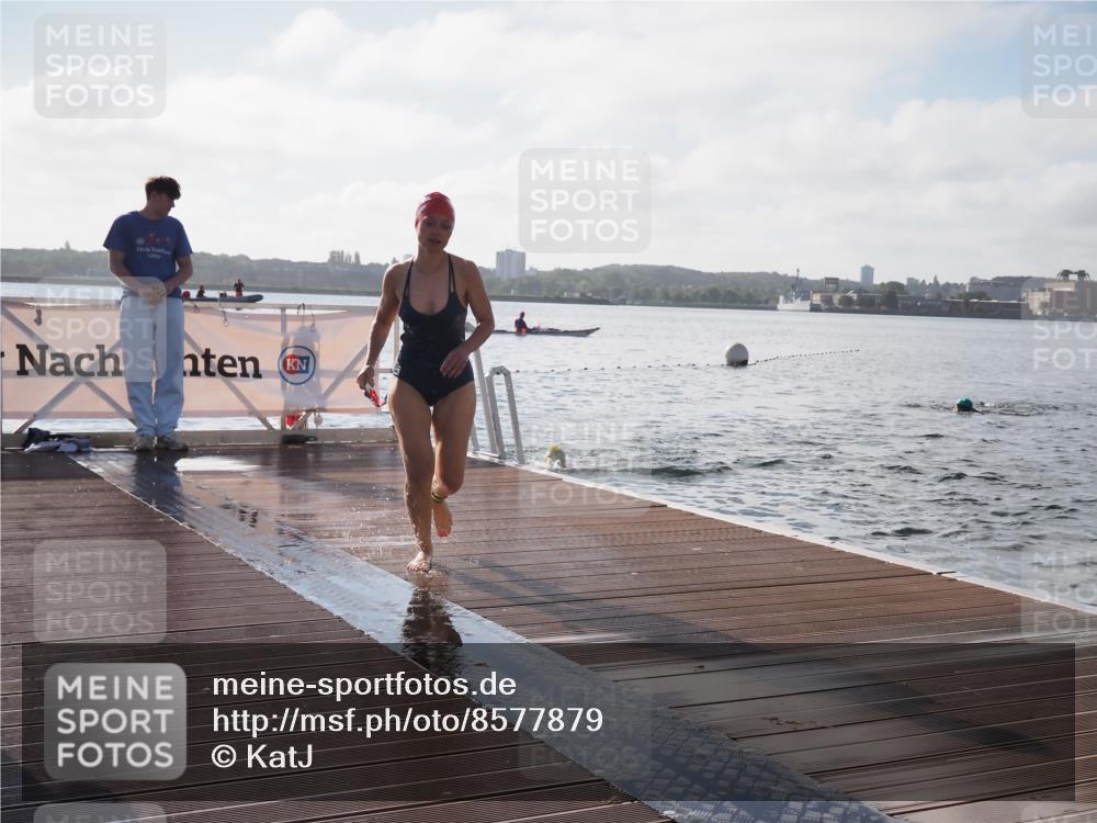 17.08.2025 - KN Förde Triathlon 2025 KatJ http://msf.ph/oto/8577879 17.08.2025 09:17:55 Schwimmen 161, 167, 175, 180, 182, 189, 161, 167, 170, 175, 180, 182 meine-sportfotos.de