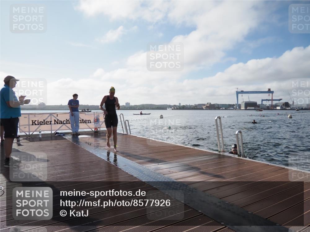 17.08.2025 - KN Förde Triathlon 2025 KatJ http://msf.ph/oto/8577926 17.08.2025 09:18:04 Schwimmen 175, 189, 254, 175, 182, 189, 254 meine-sportfotos.de