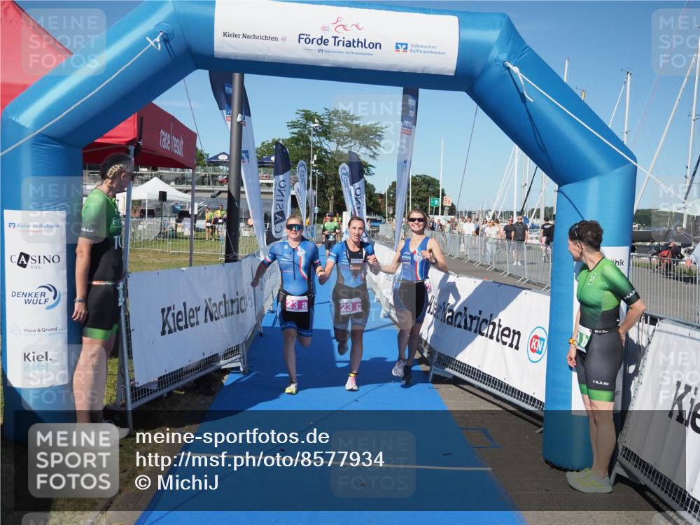 17.08.2025 - KN Förde Triathlon 2025 MichiJ http://msf.ph/oto/8577934 17.08.2025 16:12:44 Laufen 23 meine-sportfotos.de