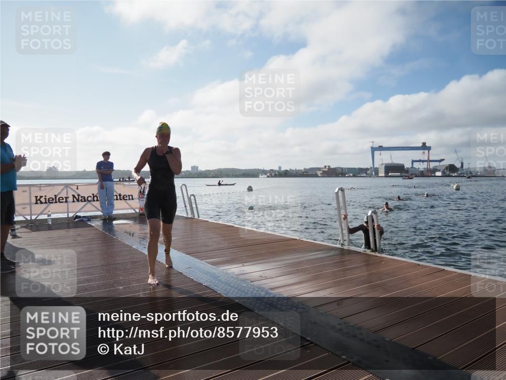 17.08.2025 - KN Förde Triathlon 2025 KatJ http://msf.ph/oto/8577953 17.08.2025 09:18:05 Schwimmen 175, 189, 254, 175, 182, 189, 254 meine-sportfotos.de