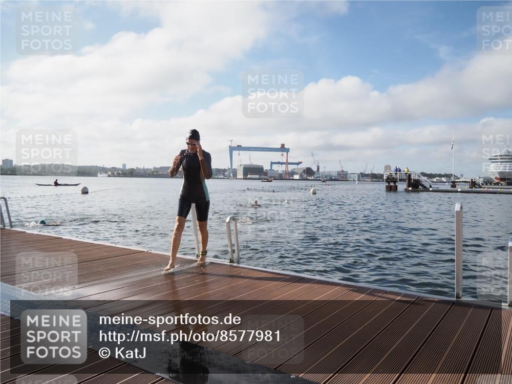 17.08.2025 - KN Förde Triathlon 2025 KatJ http://msf.ph/oto/8577981 17.08.2025 09:18:08 Schwimmen 175, 189, 254, 175, 182, 189, 254 meine-sportfotos.de