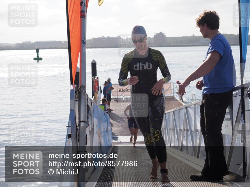 17.08.2025 - KN Förde Triathlon 2025 MichiJ http://msf.ph/oto/8577986 17.08.2025 09:15:12 Schwimmen 133, 145, 147, 152, 143, 145, 147 meine-sportfotos.de
