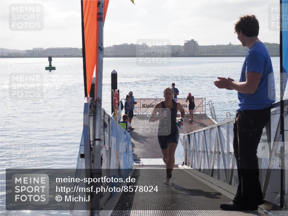 17.08.2025 - KN Förde Triathlon 2025 MichiJ http://msf.ph/oto/8578024 17.08.2025 09:15:13 Schwimmen 133, 145, 147, 152, 143, 145, 147 meine-sportfotos.de