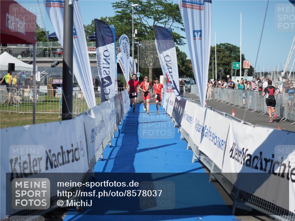 17.08.2025 - KN Förde Triathlon 2025 MichiJ http://msf.ph/oto/8578037 17.08.2025 16:13:15 Laufen  meine-sportfotos.de