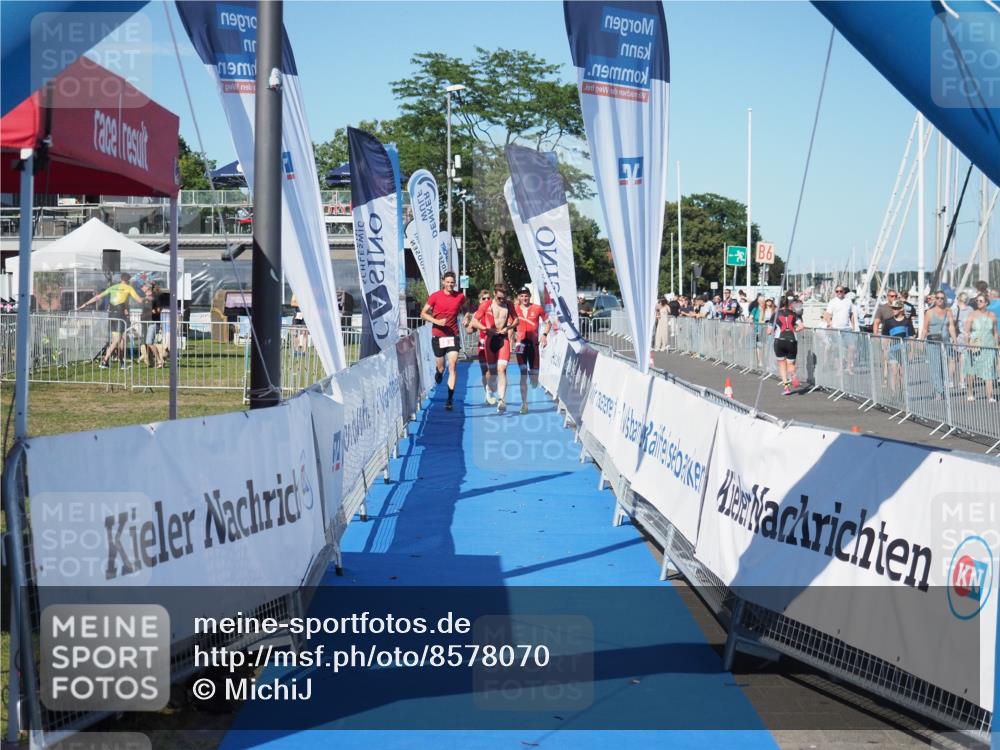 17.08.2025 - KN Förde Triathlon 2025 MichiJ http://msf.ph/oto/8578070 17.08.2025 16:13:17 Laufen  meine-sportfotos.de