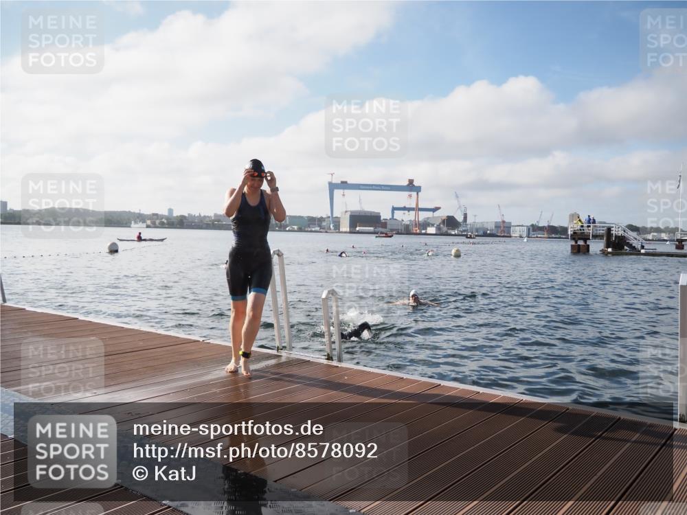 17.08.2025 - KN Förde Triathlon 2025 KatJ http://msf.ph/oto/8578092 17.08.2025 09:18:24 Schwimmen 174, 185, 192, 174, 185, 192 meine-sportfotos.de