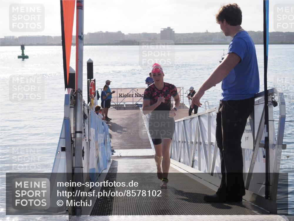 17.08.2025 - KN Förde Triathlon 2025 MichiJ http://msf.ph/oto/8578102 17.08.2025 09:15:22 Schwimmen 143, 145, 147, 141, 143, 149 meine-sportfotos.de