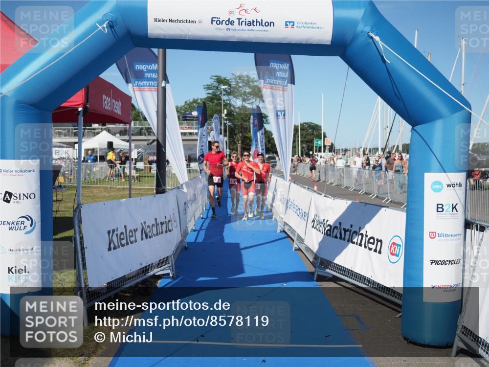 17.08.2025 - KN Förde Triathlon 2025 MichiJ http://msf.ph/oto/8578119 17.08.2025 16:13:19 Laufen 16 meine-sportfotos.de