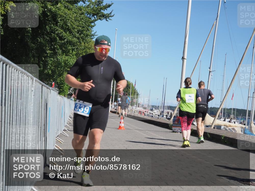 17.08.2025 - KN Förde Triathlon 2025 KatJ http://msf.ph/oto/8578162 17.08.2025 12:14:01 Laufen 339, 351, 380, 609 meine-sportfotos.de