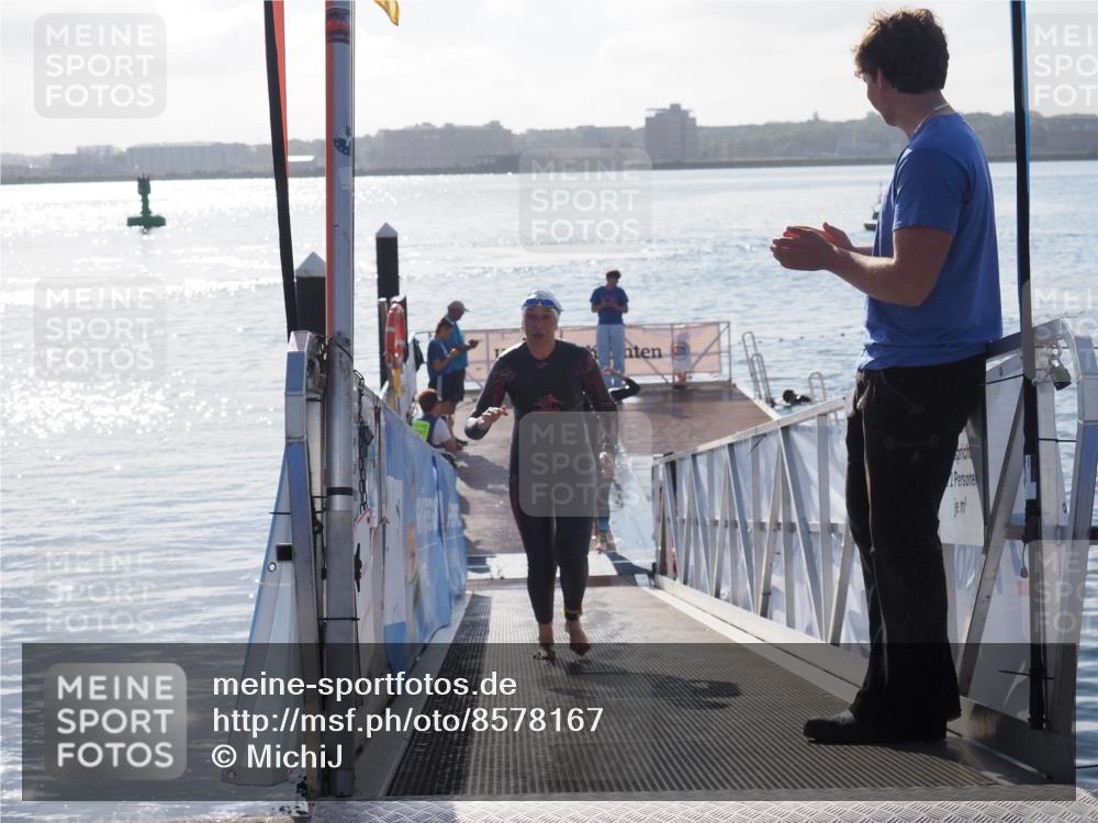 17.08.2025 - KN Förde Triathlon 2025 MichiJ http://msf.ph/oto/8578167 17.08.2025 09:15:32 Schwimmen 141, 143, 149, 131, 141, 149 meine-sportfotos.de