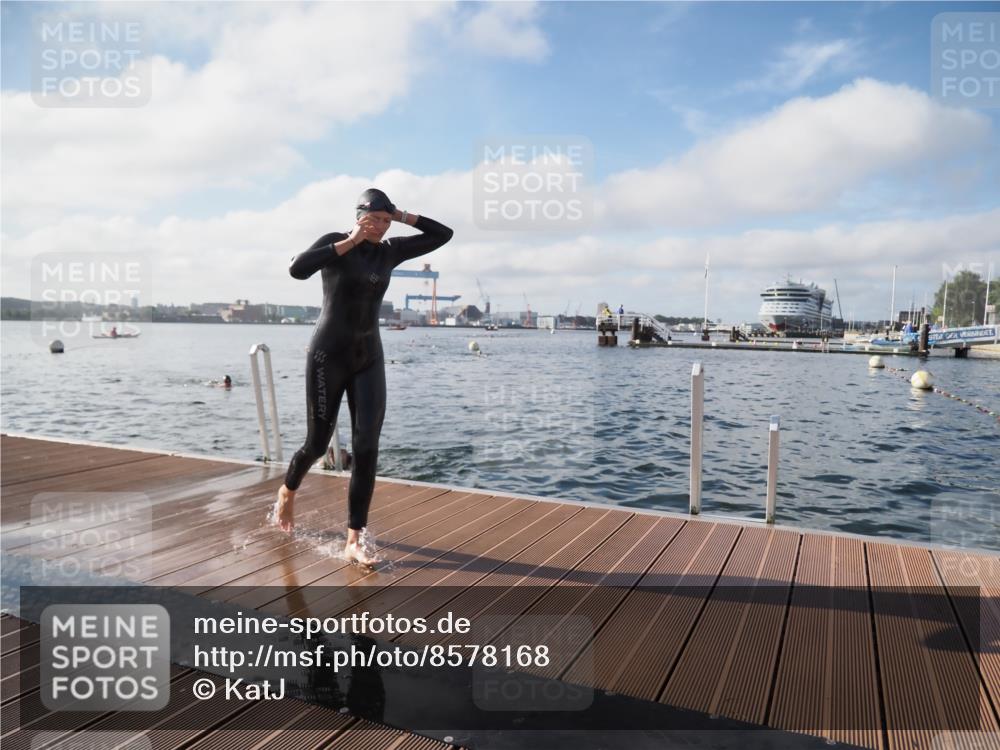 17.08.2025 - KN Förde Triathlon 2025 KatJ http://msf.ph/oto/8578168 17.08.2025 09:18:33 Schwimmen 192, 250, 174, 185, 192, 250 meine-sportfotos.de