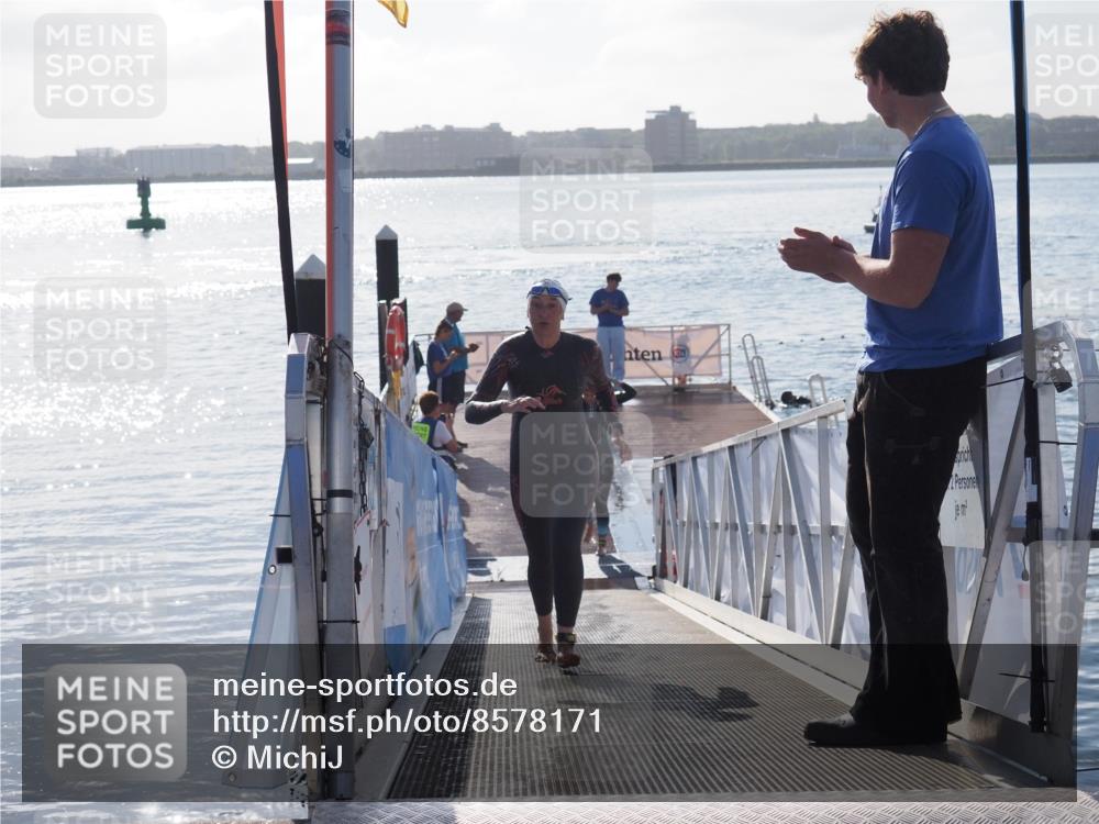 17.08.2025 - KN Förde Triathlon 2025 MichiJ http://msf.ph/oto/8578171 17.08.2025 09:15:32 Schwimmen 141, 143, 149, 131, 141, 149 meine-sportfotos.de