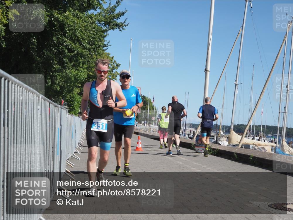 17.08.2025 - KN Förde Triathlon 2025 KatJ http://msf.ph/oto/8578221 17.08.2025 12:14:05 Laufen 294, 351, 374, 380, 609, 611 meine-sportfotos.de