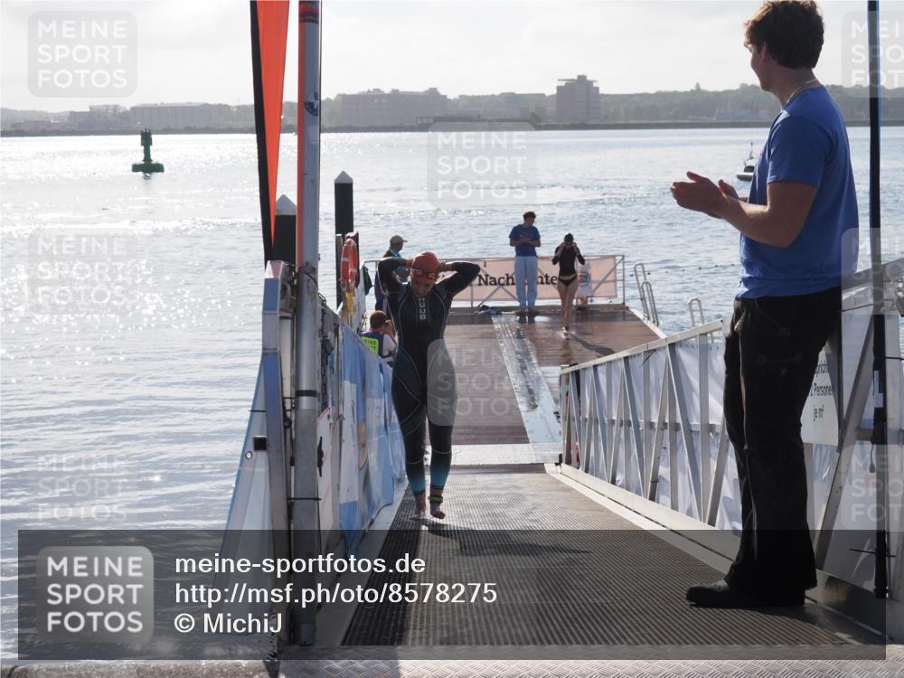 17.08.2025 - KN Förde Triathlon 2025 MichiJ http://msf.ph/oto/8578275 17.08.2025 09:15:39 Schwimmen 141, 149, 131 meine-sportfotos.de
