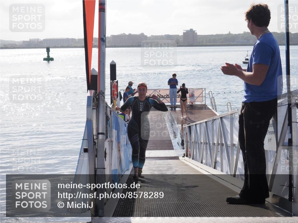 17.08.2025 - KN Förde Triathlon 2025 MichiJ http://msf.ph/oto/8578289 17.08.2025 09:15:40 Schwimmen 141, 149, 131 meine-sportfotos.de