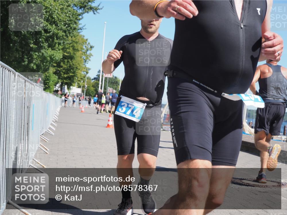 17.08.2025 - KN Förde Triathlon 2025 KatJ http://msf.ph/oto/8578367 17.08.2025 12:14:14 Laufen 294, 374, 611 meine-sportfotos.de