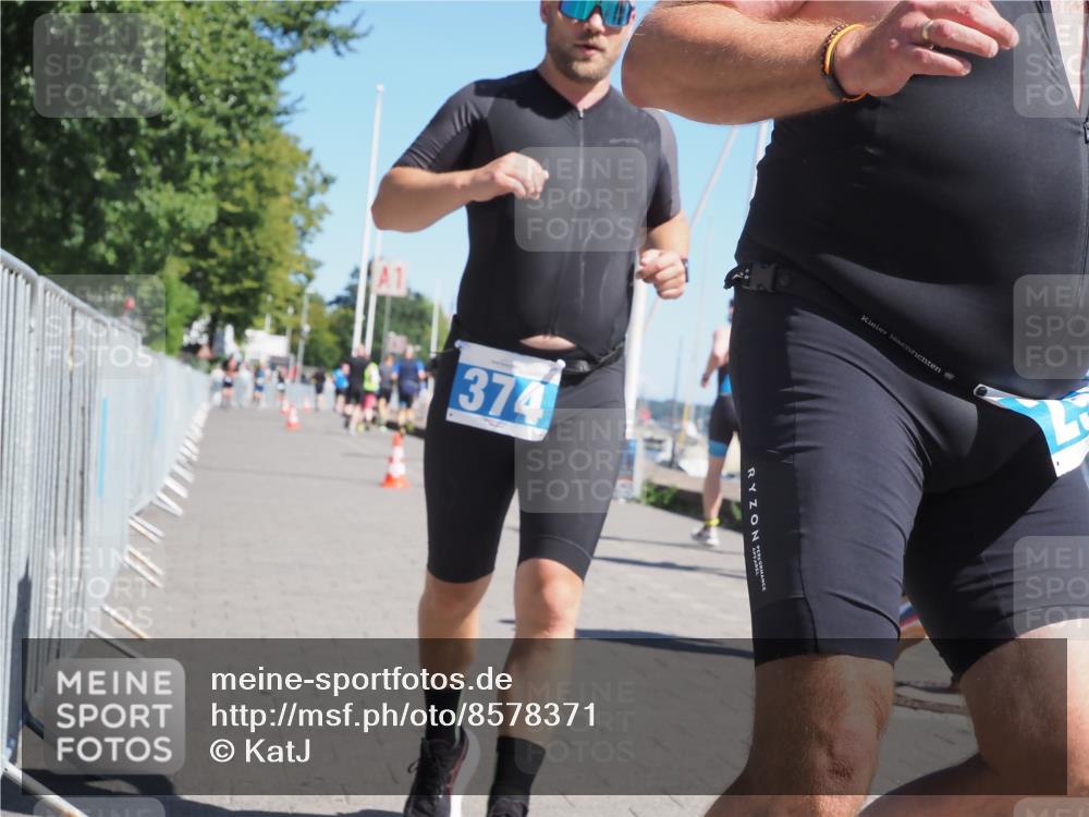 17.08.2025 - KN Förde Triathlon 2025 KatJ http://msf.ph/oto/8578371 17.08.2025 12:14:14 Laufen 294, 374, 611 meine-sportfotos.de