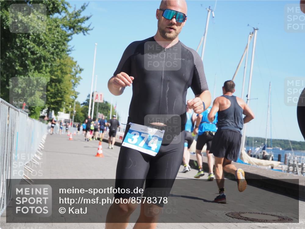 17.08.2025 - KN Förde Triathlon 2025 KatJ http://msf.ph/oto/8578378 17.08.2025 12:14:14 Laufen 294, 374, 611 meine-sportfotos.de