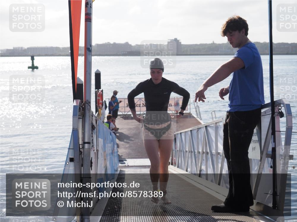 17.08.2025 - KN Förde Triathlon 2025 MichiJ http://msf.ph/oto/8578389 17.08.2025 09:15:47 Schwimmen 131, 141, 131, 168 meine-sportfotos.de