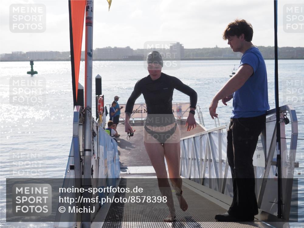 17.08.2025 - KN Förde Triathlon 2025 MichiJ http://msf.ph/oto/8578398 17.08.2025 09:15:47 Schwimmen 131, 141, 131, 168 meine-sportfotos.de