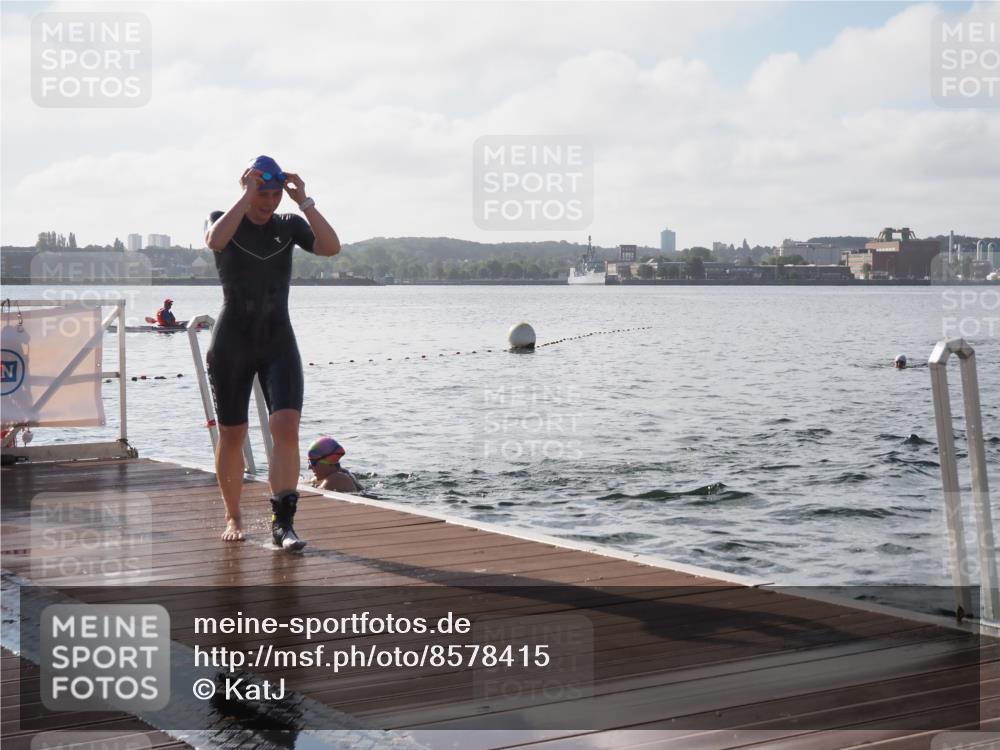 17.08.2025 - KN Förde Triathlon 2025 KatJ http://msf.ph/oto/8578415 17.08.2025 09:19:07 Schwimmen 173, 184, 219, 220, 173, 184, 219, 220 meine-sportfotos.de