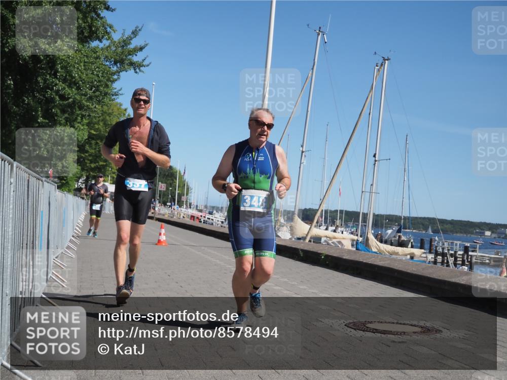 17.08.2025 - KN Förde Triathlon 2025 KatJ http://msf.ph/oto/8578494 17.08.2025 12:14:37 Laufen 302, 337, 348 meine-sportfotos.de
