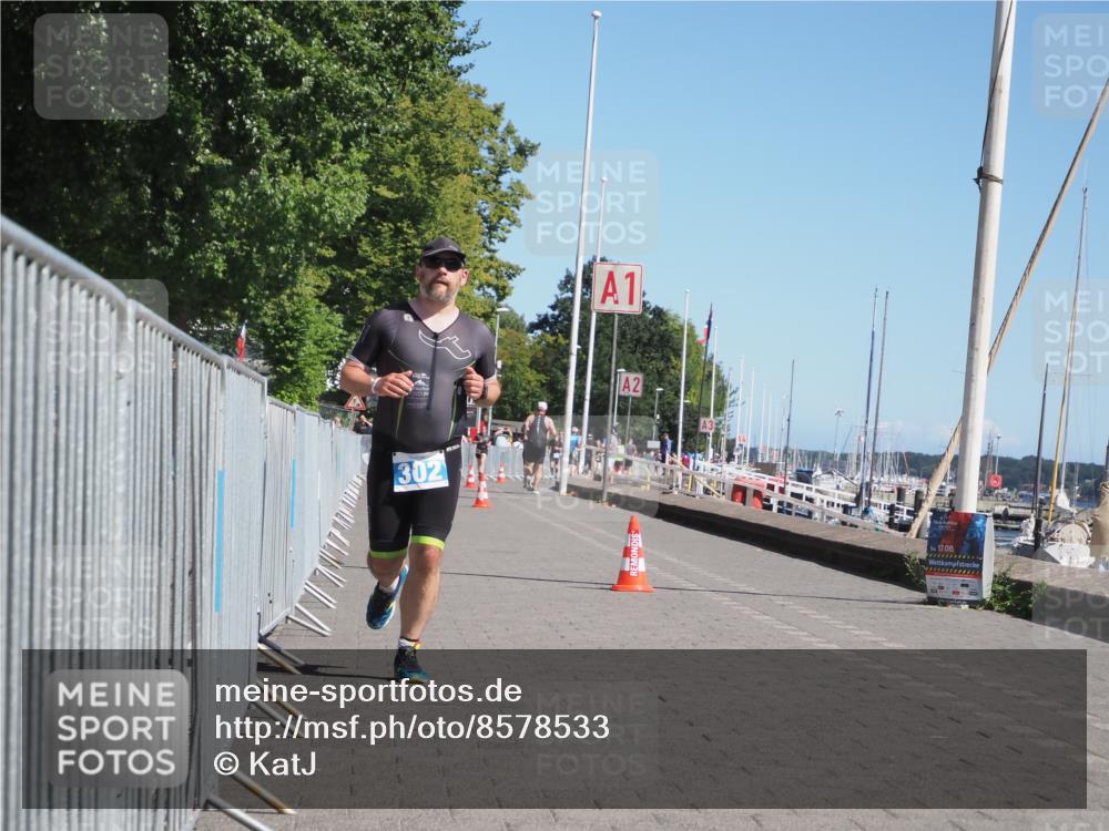 17.08.2025 - KN Förde Triathlon 2025 KatJ http://msf.ph/oto/8578533 17.08.2025 12:14:41 Laufen 302, 337 meine-sportfotos.de