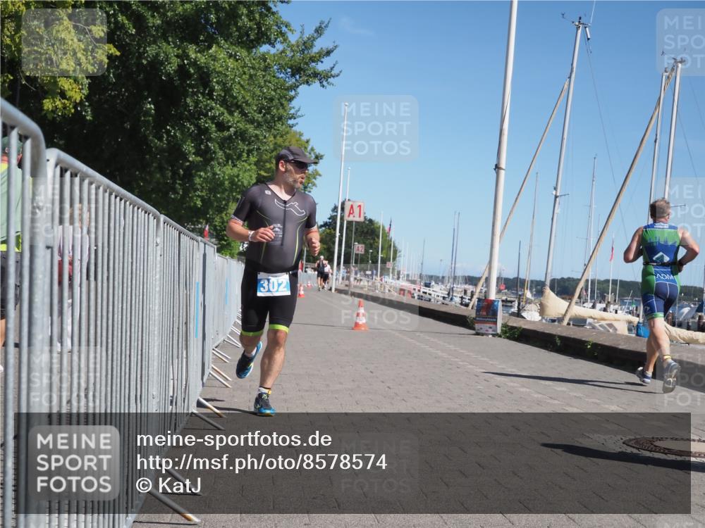 17.08.2025 - KN Förde Triathlon 2025 KatJ http://msf.ph/oto/8578574 17.08.2025 12:14:42 Laufen 302 meine-sportfotos.de