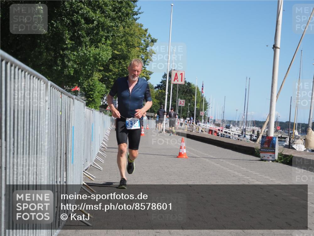 17.08.2025 - KN Förde Triathlon 2025 KatJ http://msf.ph/oto/8578601 17.08.2025 12:15:02 Laufen 338, 635 meine-sportfotos.de