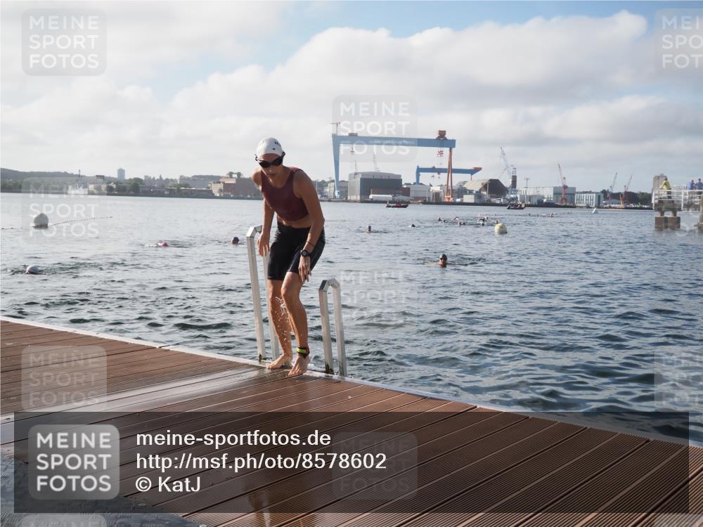 17.08.2025 - KN Förde Triathlon 2025 KatJ http://msf.ph/oto/8578602 17.08.2025 09:19:29 Schwimmen 183, 186, 187, 183, 186, 187 meine-sportfotos.de