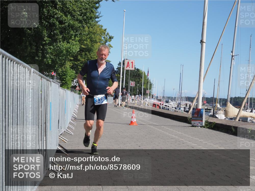 17.08.2025 - KN Förde Triathlon 2025 KatJ http://msf.ph/oto/8578609 17.08.2025 12:15:02 Laufen 338, 635 meine-sportfotos.de