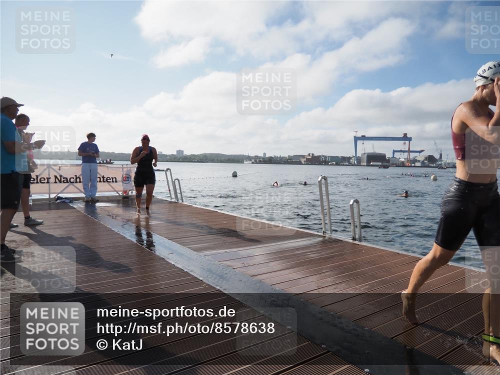 17.08.2025 - KN Förde Triathlon 2025 KatJ http://msf.ph/oto/8578638 17.08.2025 09:19:31 Schwimmen 183, 186, 187, 183, 186, 187 meine-sportfotos.de