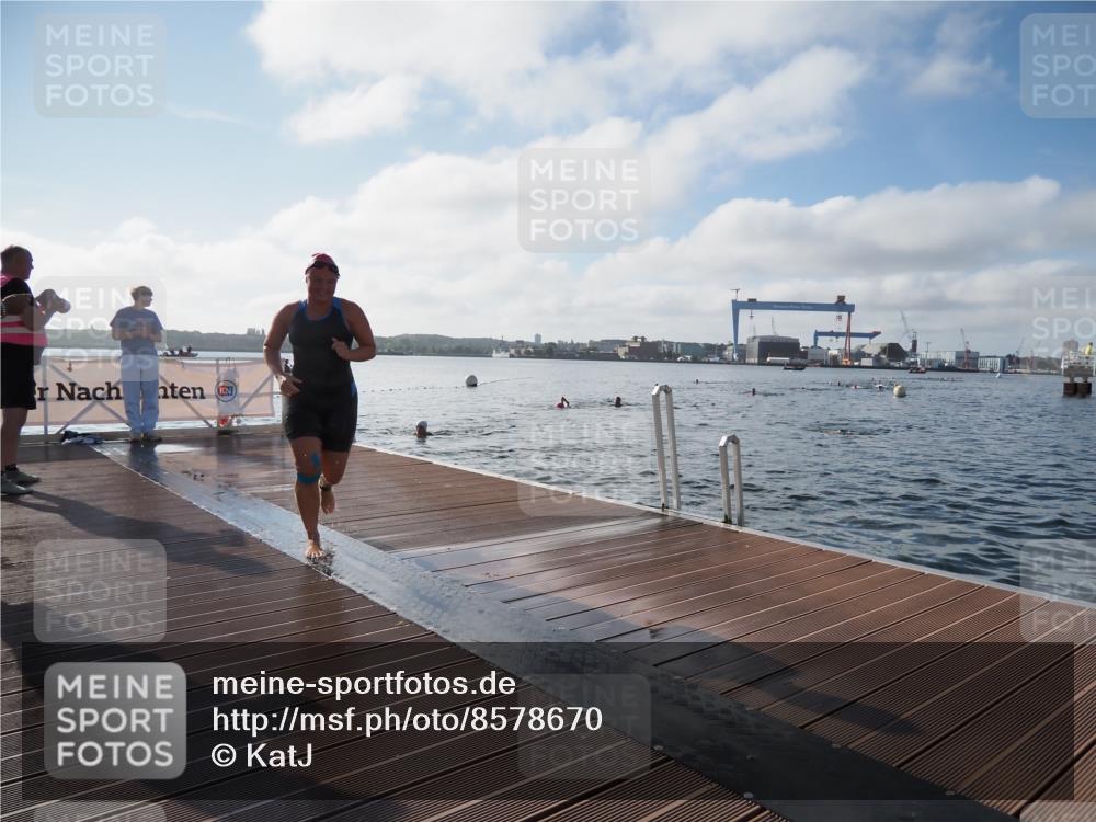 17.08.2025 - KN Förde Triathlon 2025 KatJ http://msf.ph/oto/8578670 17.08.2025 09:19:32 Schwimmen 183, 186, 187, 183, 186, 187 meine-sportfotos.de