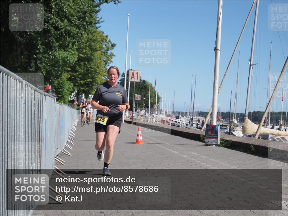 17.08.2025 - KN Förde Triathlon 2025 KatJ http://msf.ph/oto/8578686 17.08.2025 12:15:07 Laufen 338, 635 meine-sportfotos.de