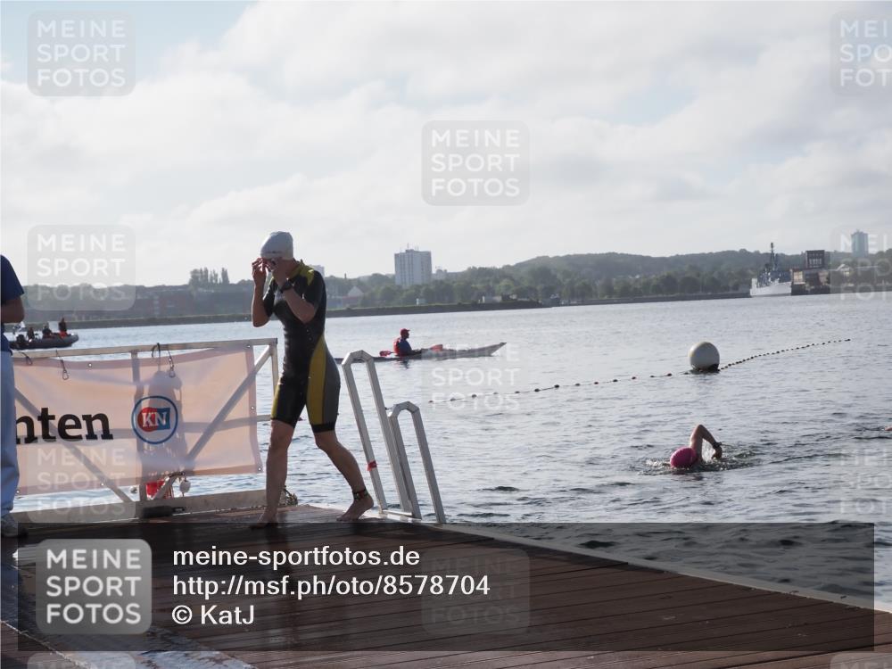 17.08.2025 - KN Förde Triathlon 2025 KatJ http://msf.ph/oto/8578704 17.08.2025 09:19:41 Schwimmen 163, 190, 163, 186, 187, 190 meine-sportfotos.de