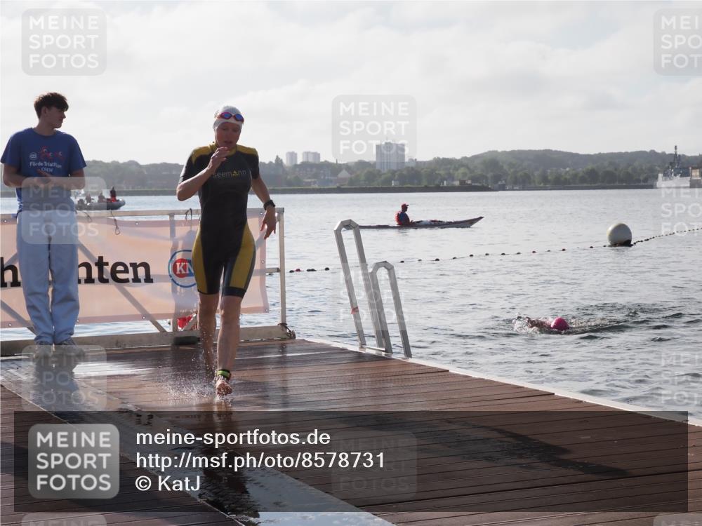 17.08.2025 - KN Förde Triathlon 2025 KatJ http://msf.ph/oto/8578731 17.08.2025 09:19:42 Schwimmen 163, 190, 202, 163, 186, 187, 190 meine-sportfotos.de