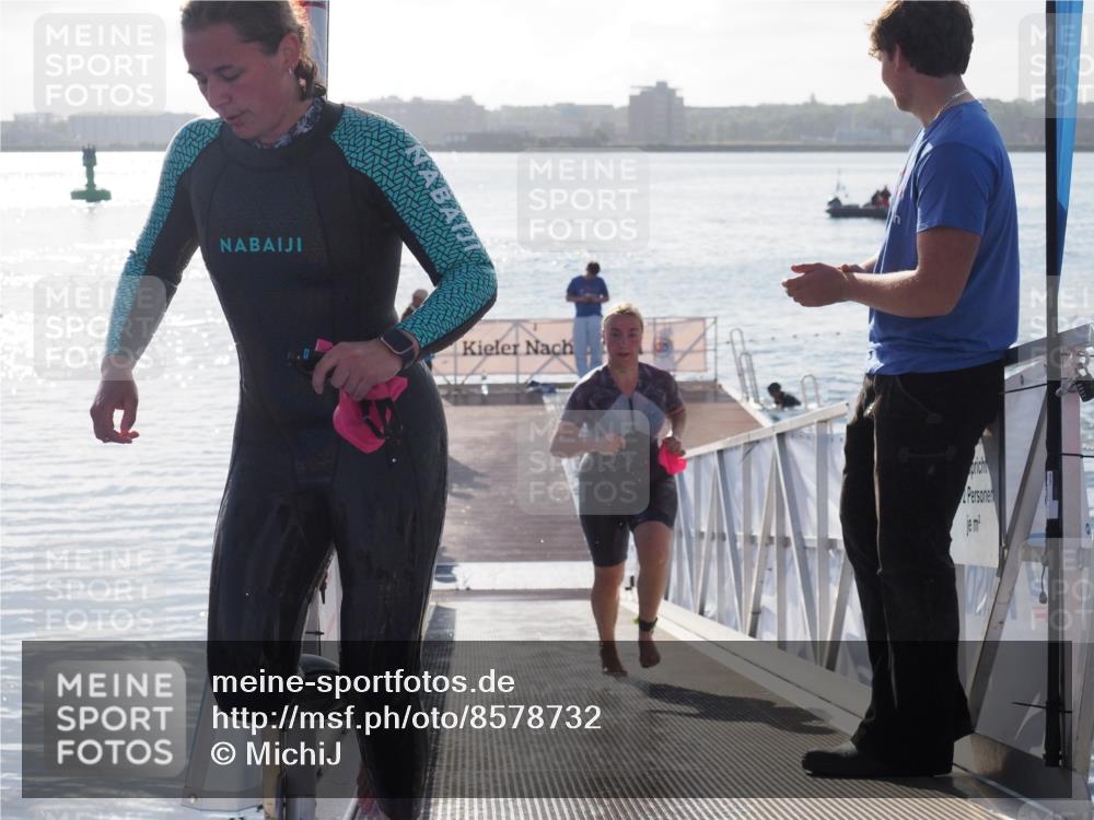 17.08.2025 - KN Förde Triathlon 2025 MichiJ http://msf.ph/oto/8578732 17.08.2025 09:16:20 Schwimmen 156, 162, 164, 164, 166 meine-sportfotos.de