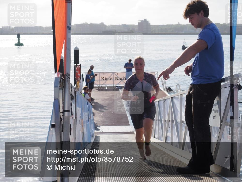 17.08.2025 - KN Förde Triathlon 2025 MichiJ http://msf.ph/oto/8578752 17.08.2025 09:16:20 Schwimmen 156, 162, 164, 164, 166 meine-sportfotos.de