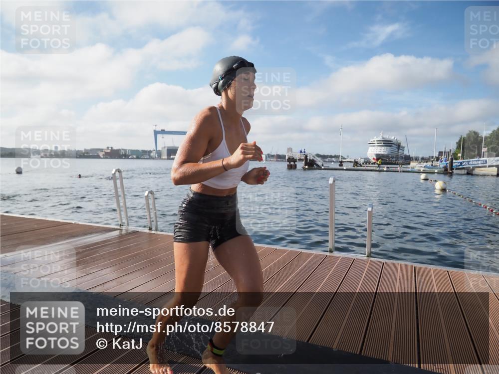 17.08.2025 - KN Förde Triathlon 2025 KatJ http://msf.ph/oto/8578847 17.08.2025 09:19:50 Schwimmen 163, 190, 195, 202, 163, 190, 202 meine-sportfotos.de