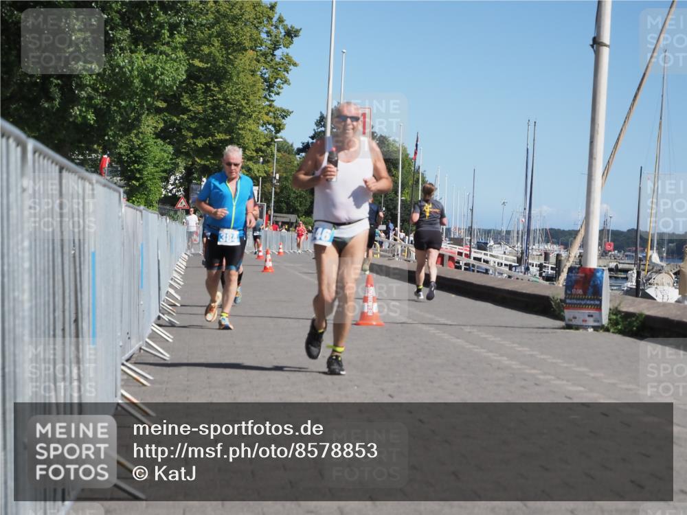 17.08.2025 - KN Förde Triathlon 2025 KatJ http://msf.ph/oto/8578853 17.08.2025 12:15:20 Laufen 346, 384, 625 meine-sportfotos.de