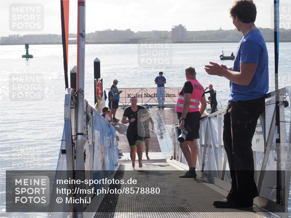17.08.2025 - KN Förde Triathlon 2025 MichiJ http://msf.ph/oto/8578880 17.08.2025 09:16:37 Schwimmen 144, 160, 166, 144, 160, 172, 176 meine-sportfotos.de